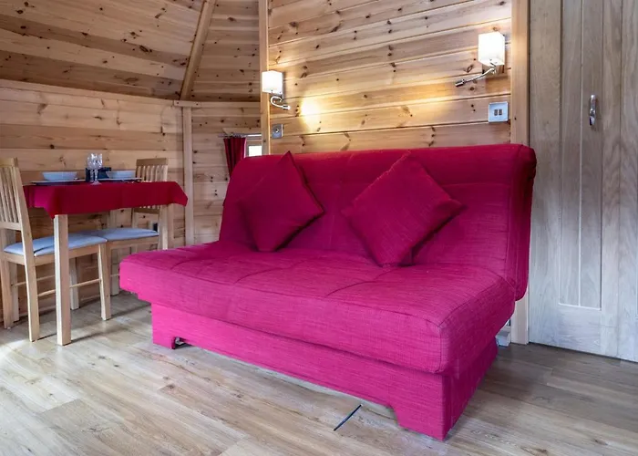 Leven View Lodges - Callart